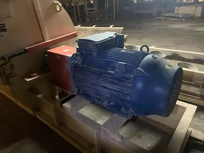 USED 2014 SCHUTTE BUFFALO 15300