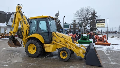USED NEW HOLLAND 675E