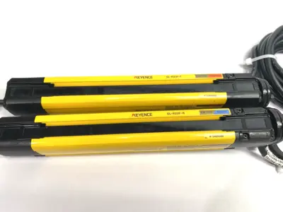 USED KEYENCE SAFETY LIGHT CURTAIN SET FINGER-PROTECTION