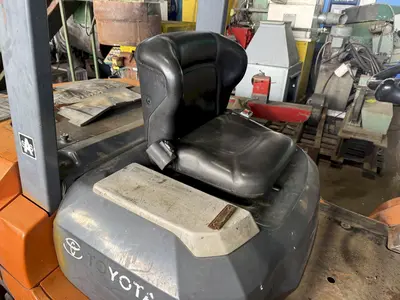 USED TOYOTA 7FGU35