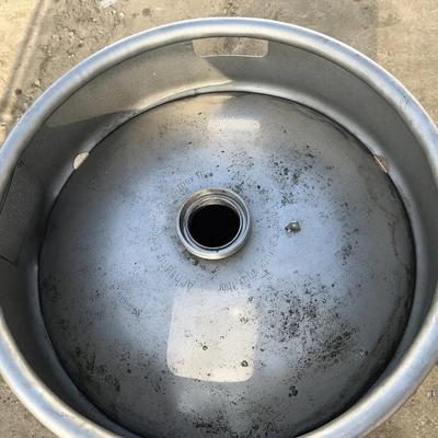 195 L S/S Vertical Pressure Vessel 7 Bar