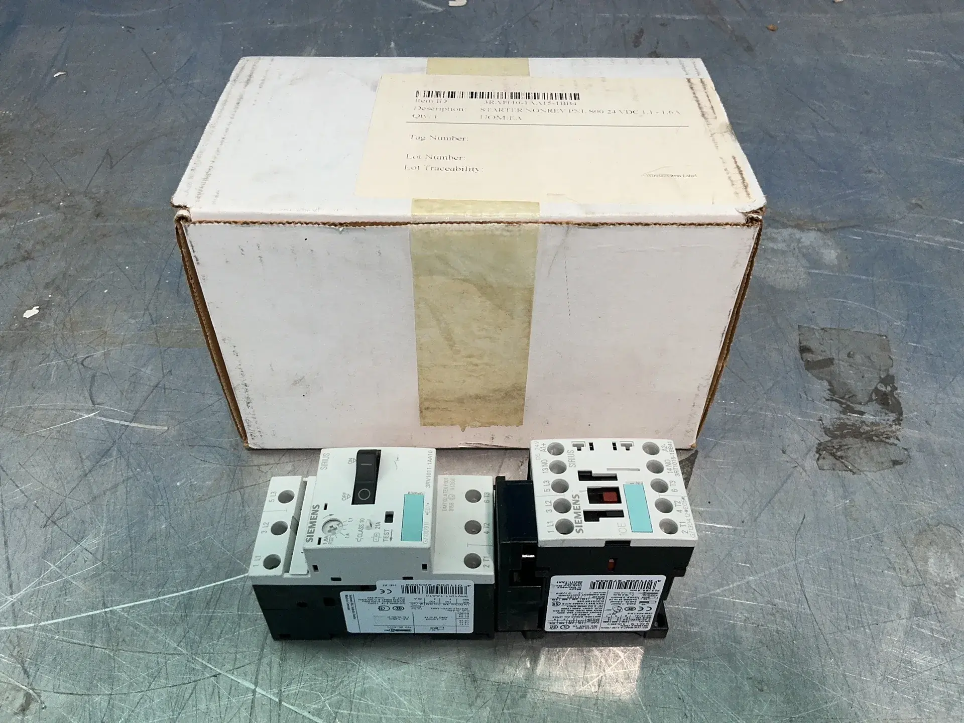 New | in-Stock SIEMENS 3RA11101AA151BB4 Starters Ohio US | HGR 24 #1312278
