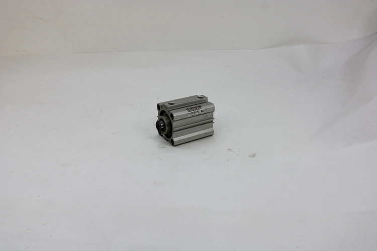 Used SMC CDQ2B40-30D-XC35 Parts (Hydraulics and Pneumatics) Kentucky US | Industrial Parts R Us Inc. #358203