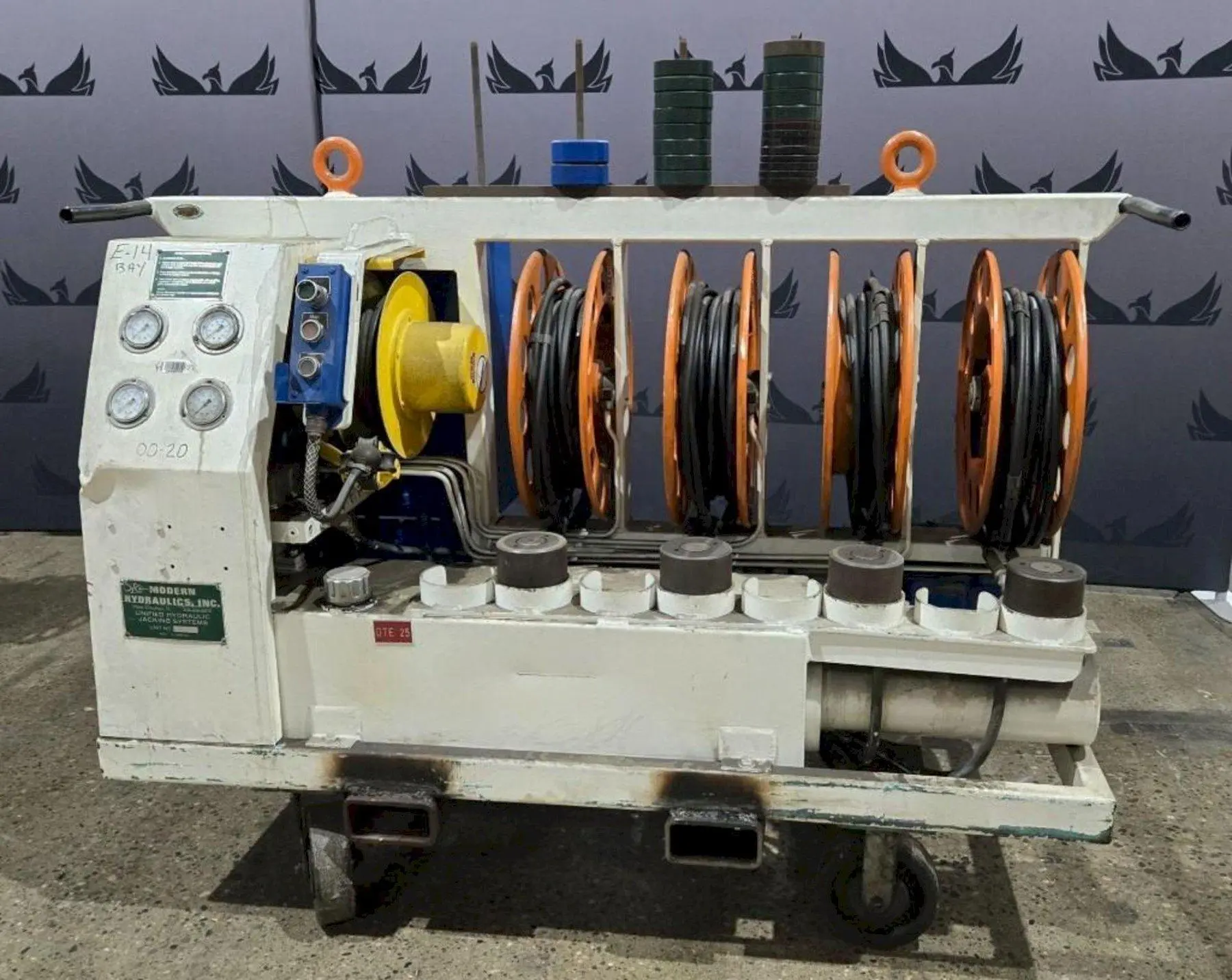 40 TON MODERN HYDRAULICS 4 CYLINDER PORTABLE HYDRAULIC DIE SETTING & SEPARATING SYSTEM: YOBRO #23865