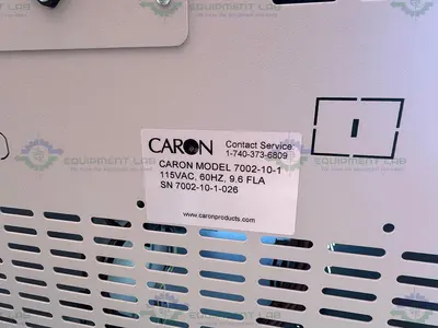 USED CARON 7002-10-1  HEATED INCUBATOR, 10 CU. FT, 10ºC ABOVE AMBIENT TO 70º, 115 VAC