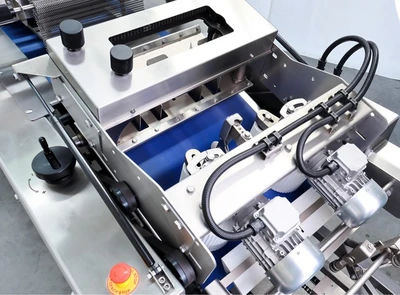 New | in-Stock BECOM MFG ADVANCED Food Formers California US | BakeryEquipment.com #1554849