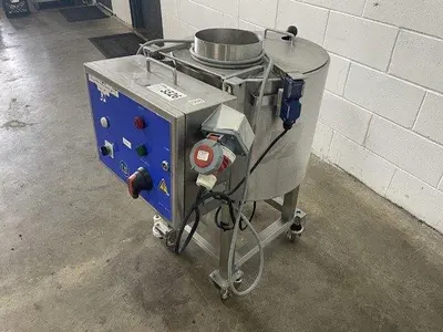 USED 2003 CFS BTM 79