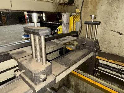 88 TON X 10' US INDUSTRIAL MODEL #US8810 HYDRAULIC PRESS BRAKE WITH BACK GAUGE: STOCK #21998