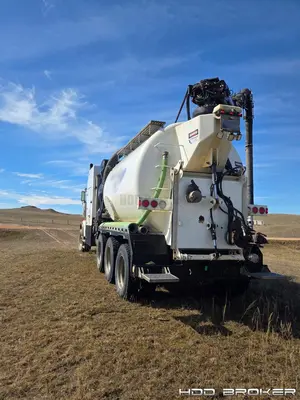 Used 2016 TORNADO 2016 TORNADO GLOBAL HYDROVACS F4 Vacuum Truck Florida US | HDD Broker #1347016