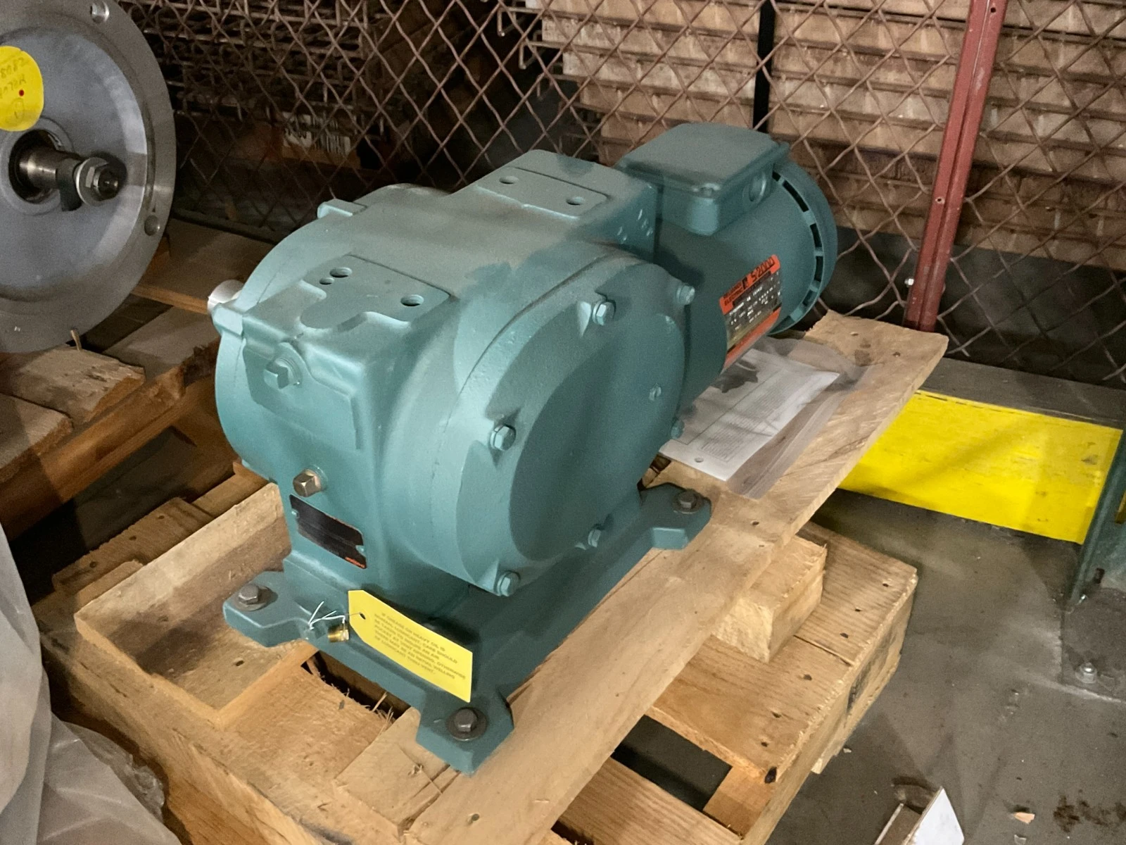 Used Reliance _UNKNOWN_ Misc Industrial Equipment New York US | ISP Equipment Group #1318931