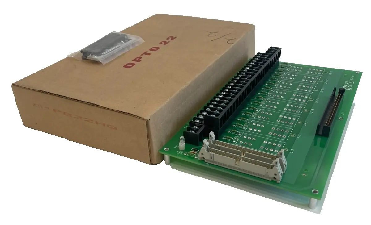NEW OPTO22 PB32HQ MODULE RACK