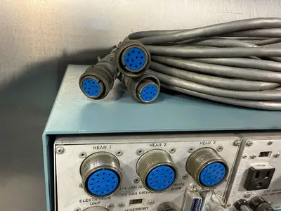 Mks Baratron 170M-6C / 170M-27E / 170M-34C Plus Cables (8.3.8)