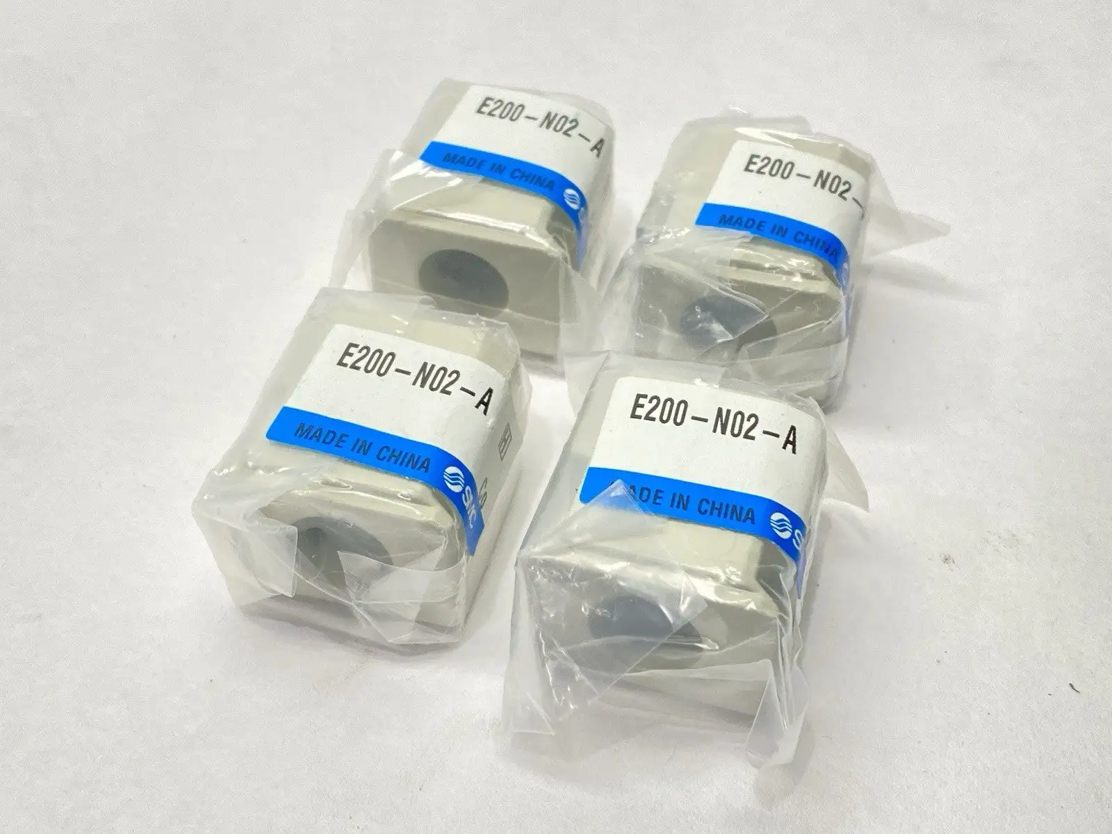 E200-N02-A | SMC  Piping Adapter LOT OF 4 - New – Open box