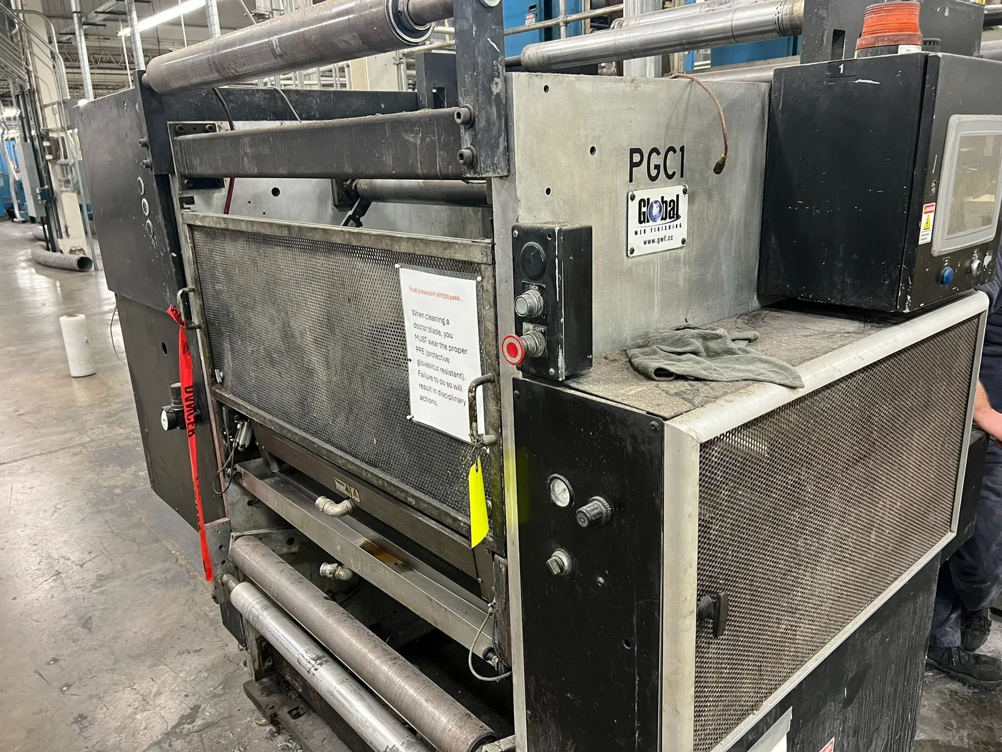 USED 2011 GWF 38" (965MM) PORTABLE UNIVERSAL UV COATER