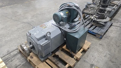 400 HP AC Motor and Yaskawa AC Drive A1000 w/ Cabinet