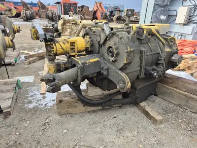 USED 2017 KOMATSU R561-13-51030