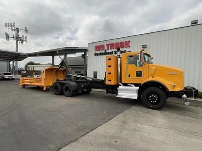 Used 2009 KENWORTH T800 Hooklifts & Roll-Offs California US | Big Truck & Equipment #1412296