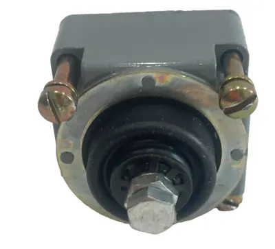 NEW CUTLER-HAMMER E50DT2 LIMIT SWITCH OPERATING HEAD