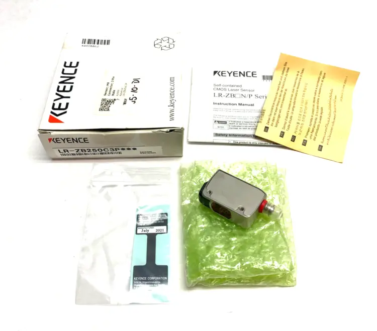 Used KEYENCE SELF-CONTAINED CMOS DISTANCE BASED LASER SENSOR, 3-PIN 250MM Photoelectric Sensors Michigan US | Maverick Industrial Sales #1089996