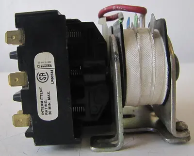 USED SQUARE D 8965