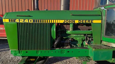 USED 1979 JOHN DEERE 4240