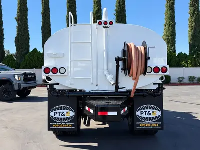 Used 2013 INTERNATIONAL 4300 Box trucks California US | Lillo Machinery #1542375