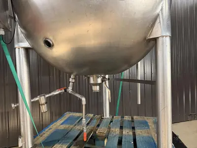 Used LEE INDUSTRIES 200 D9MT Stainless Steel Tanks Quebec CA | Carter-Wilson Equipment Services #1744127
