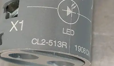 *19 ABB CL2-513R push button switch Indicator light Loc4D33