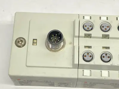 Used SMC DeviceNet Input Base Unit w/ 2x EX500-IE5 Input Block 8x M8 3-Pin PLC Input & Output Michigan US | Maverick Industrial Sales #1401860
