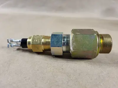 NEW VDO 323-803-001-032D