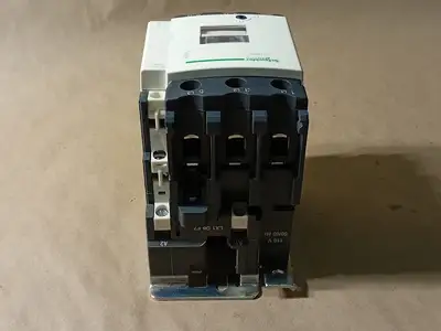 NEW SCHNEIDER ELECTRIC LC1D40F7