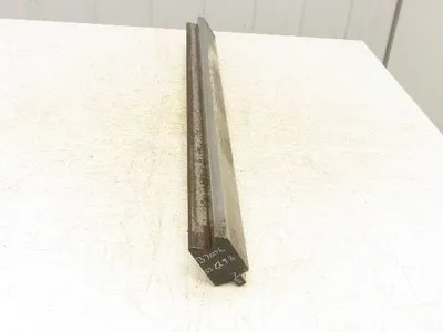 Press Brake Die 36-1/2" Long 90° V 1/2" Tang 1-31/32" W 2-3/4" H 1-1/8"x9/16" V