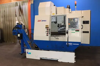 2006 DAEWOO DMV-3016L MACHINING CENTERS, VERT., N/C & CNC | Prime Machinery (1)
