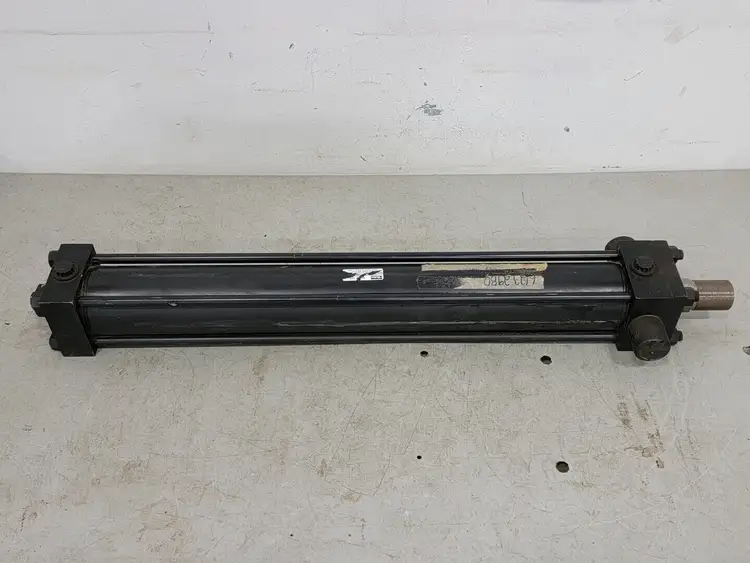 Used PARKER D2HXLTS28H Parts (Hydraulics and Pneumatics) British Columbia CA | Lenmark #264909