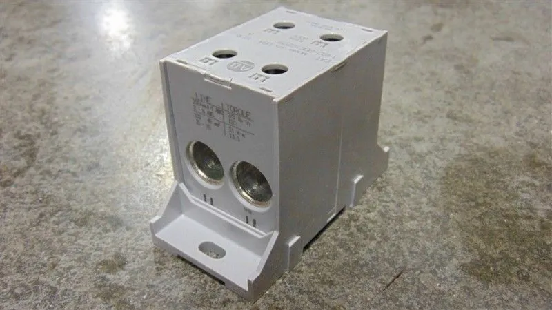 Allen Bradley 1492-PDE1C225 Power Distribution Block Series A Used