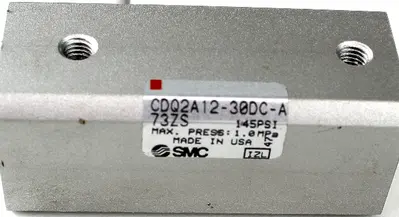 USED SMC CDQ2A12-30DC-A73ZS