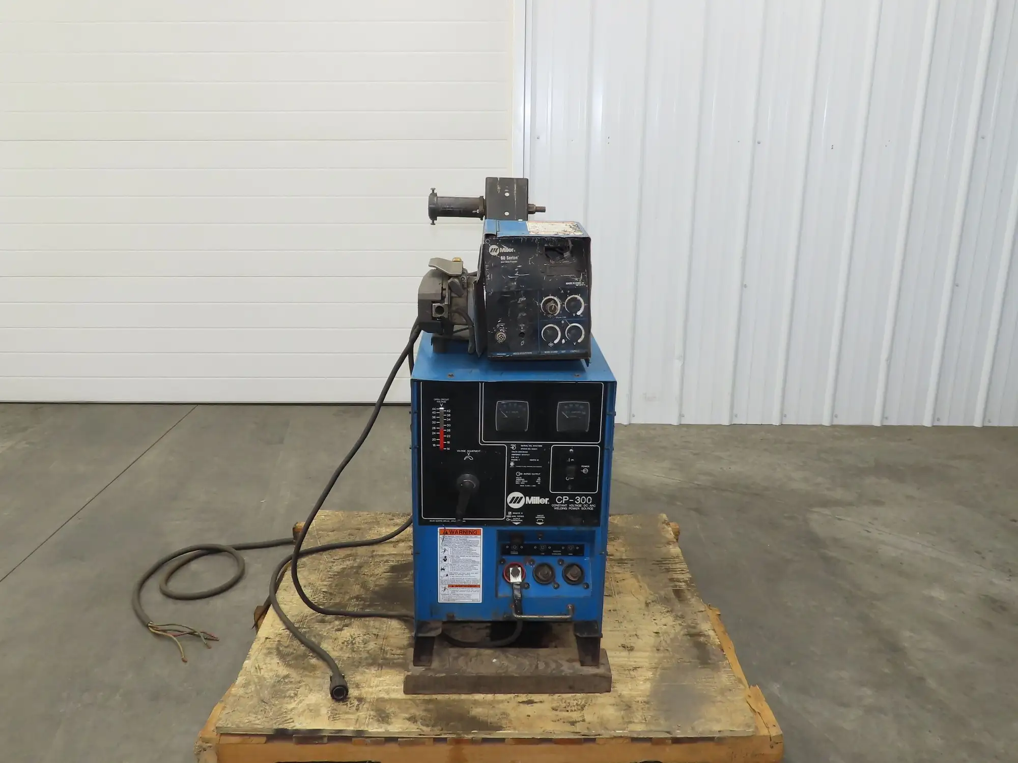 Miller CP-300 Mig Welder 300 amp DC Arc S-60 Wire Feeder 200/230/460v 3PH