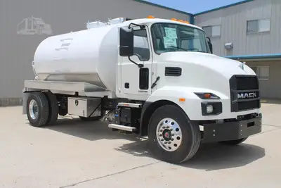 New | in-Stock 2026 MACK MD6 Septic/Sewer/Vacuum Trucks Texas US | Roll Off Truck World #1491886