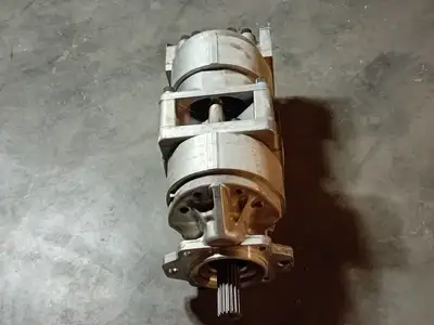 NEW KOMATSU R7055242220