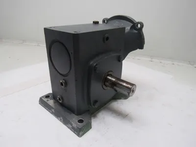 Boston Gear F321-10-G1 10:1 1750 RPM 1.7Hp 175 Output RPM Gear Reducer Broken