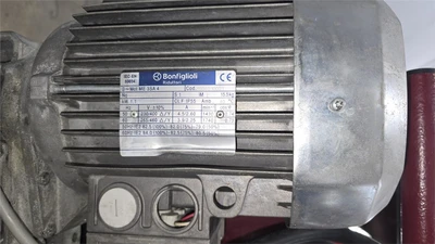 9.7" x 10" Wittmann Knife-Mill Auger Granulator, 6.1 HP