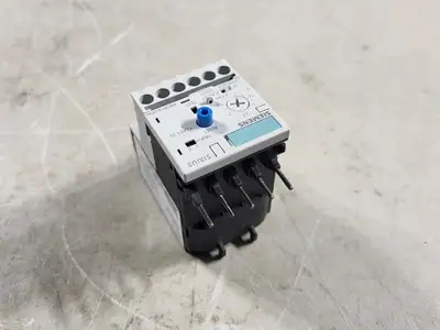 NEW SIEMENS 3RB2016-2PB0