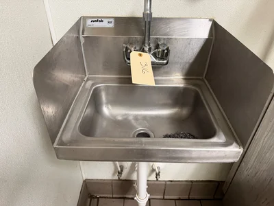 Used _UNKNOWN_ _UNKNOWN_ Sinks Georgia US | Auction Management Corporation #1548623