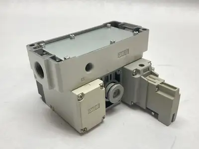 USED SMC PNEUMATIC SOLENOID VALVE MANIFOLD SOFT START 3/8" NPT
