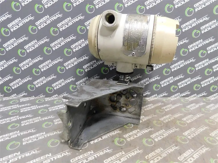 Used HONEYWELL STG180-E1G-00000-MB,F1C3-514D Pressure Transmitters | Green Industrial #682826