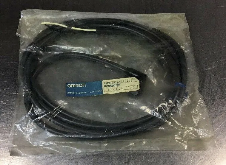 OMRON Y92E-P1D2V2 Connector. 5E