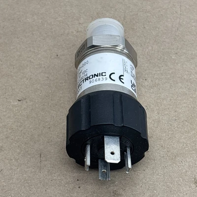 NEW HYDAC 906839