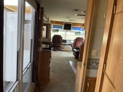 Used 2001 INTRUDER 349 INTRUDER Campers, Caravans, Motorhomes Michigan US | Miedema Asset Management Group #1337357