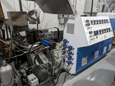USED BFE PP MELTBLOWN FABRIC MAKING LINE