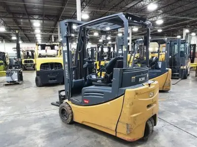USED 2019 CATERPILLAR 2ET4000